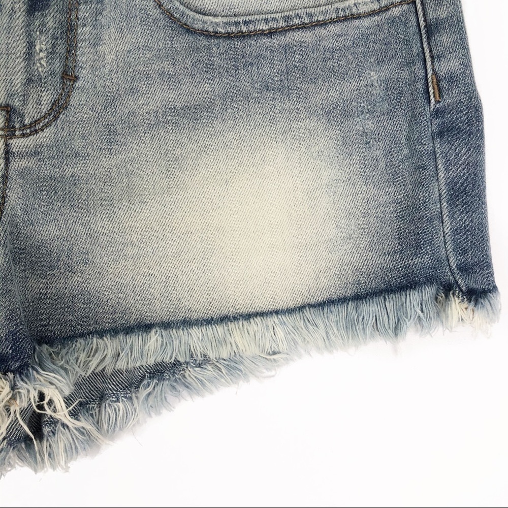 Victoria’s Secret Pink Distressed Denim Raw Hem Light Wash‎ Short Shorts Cutoffs - Picture 5 of 7